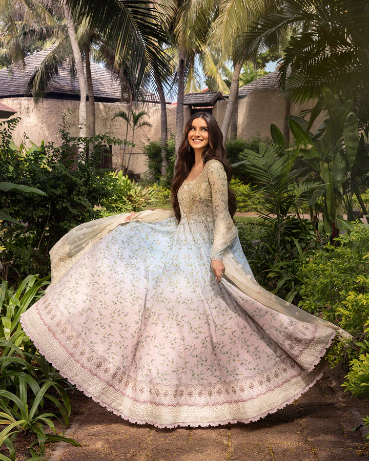 Faiza Saqlain- Freesia Luxury Lawn - Image 3